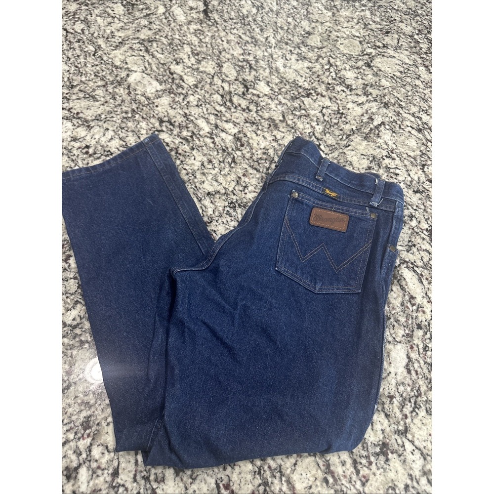 Wrangler Jeans Men's 36 x 30‎ Regular Fit 47MWZ Advanced Comfort Stretch Blue